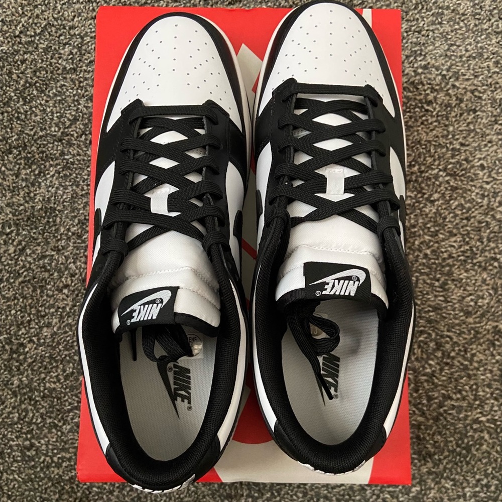 Nike Dunk Low Panda